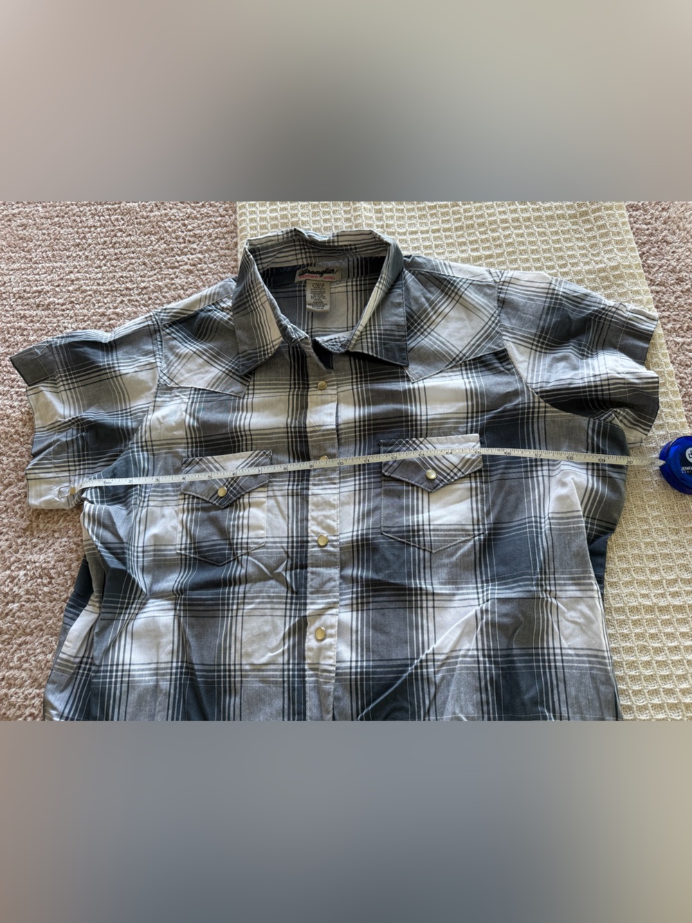 Women’s wrangler Plaid Button-Up Shirt - Red/White and Black/White. - Picture 8 of 12